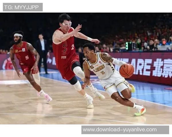 聚焦北京篮球队的快速进攻与战术创新探讨 聚焦北京篮球队的快速进攻与战术创新探讨