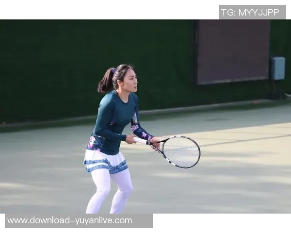 赵娜独家分享网球心得与技巧助你提升球技的完美指南 赵娜独家分享网球心得与技巧助你提升球技的完美指南